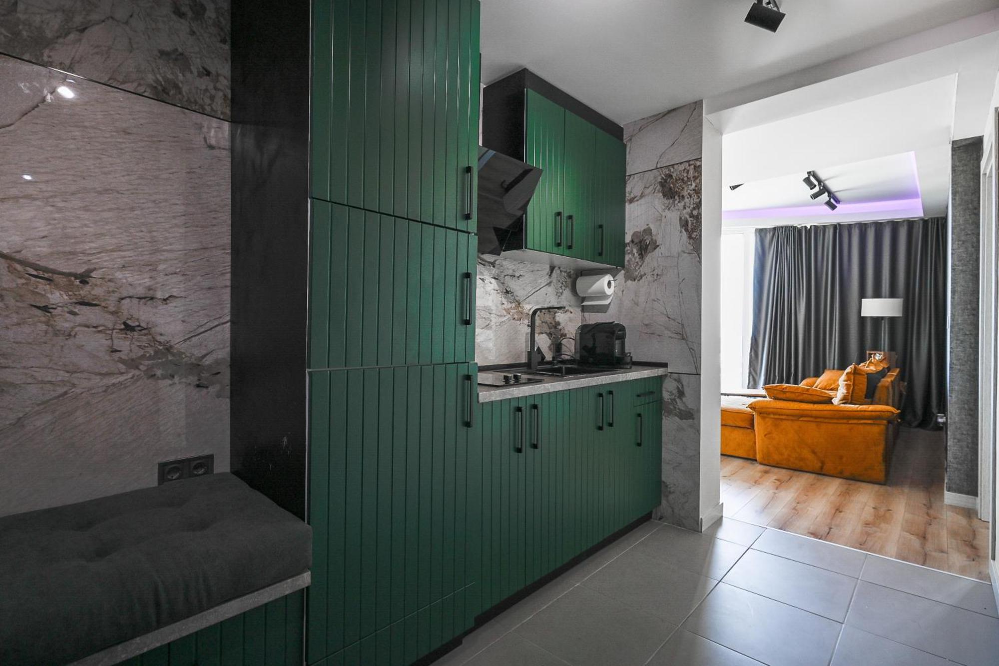 Alfred Sky Smart Apartment 29Th Spa Included Skopje Exterior photo