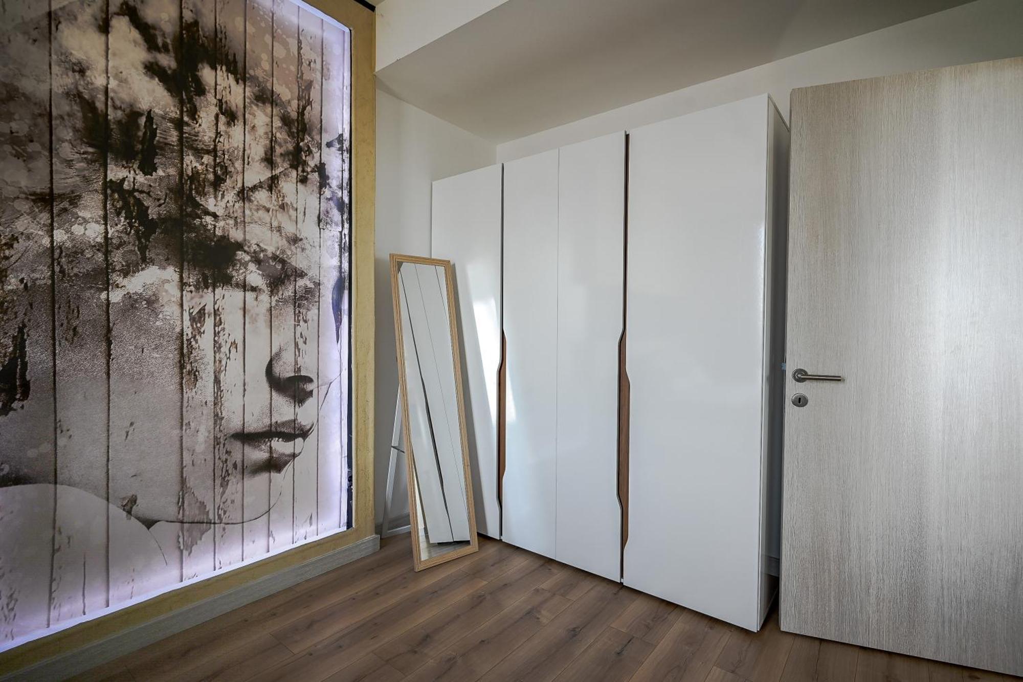 Alfred Sky Smart Apartment 29Th Spa Included Skopje Exterior photo